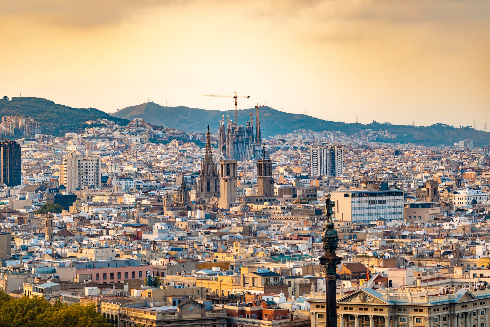 Five Easy Ways to Save Money in Barcelona